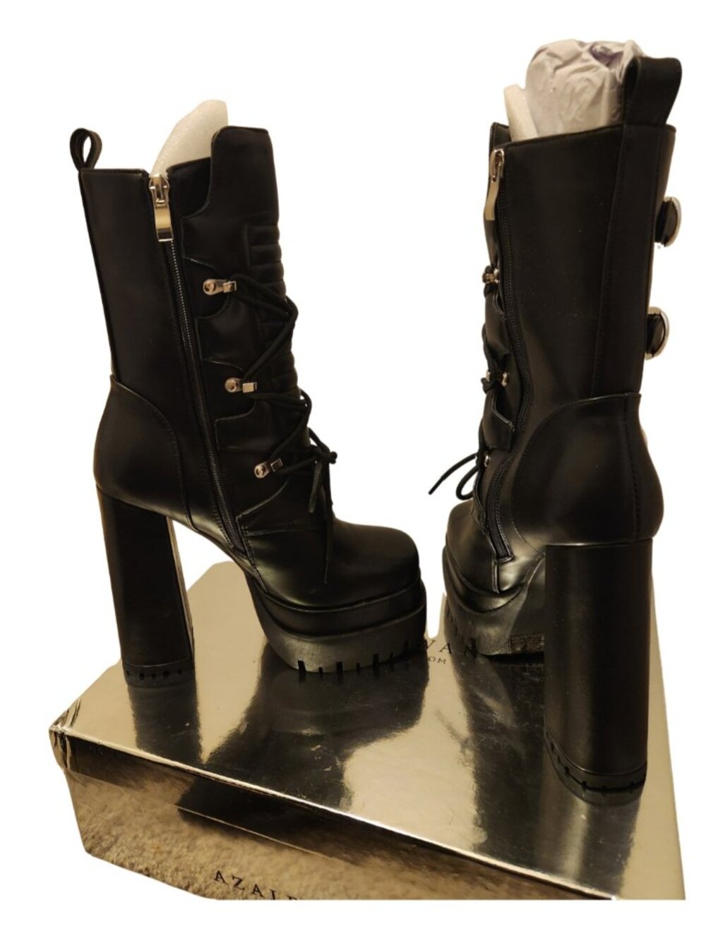 NWB Azalea Wang Ravina Platform Faux Leather Bootie Size 8